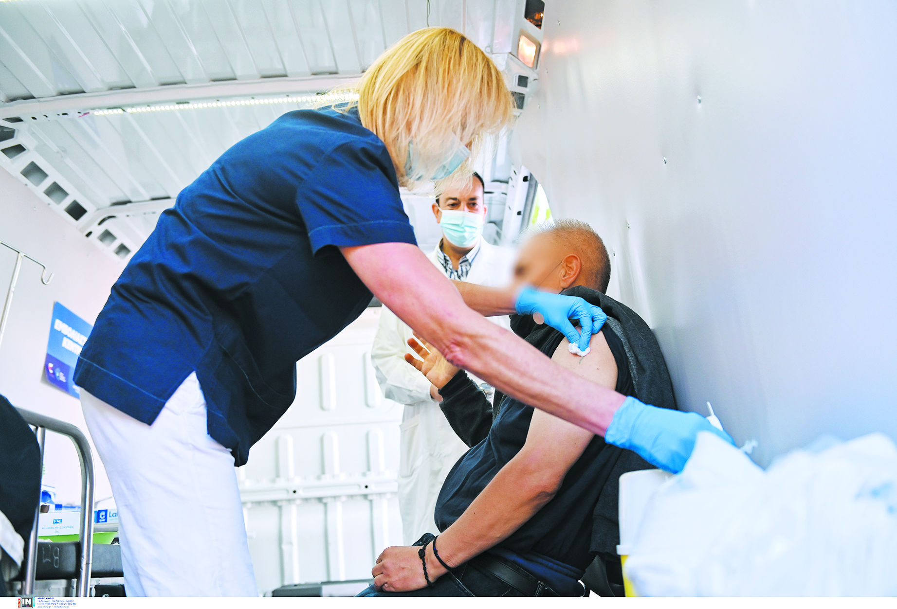 κορωνοϊός-εκρηκτικό-μείγμα-με-αύξηση-561558460