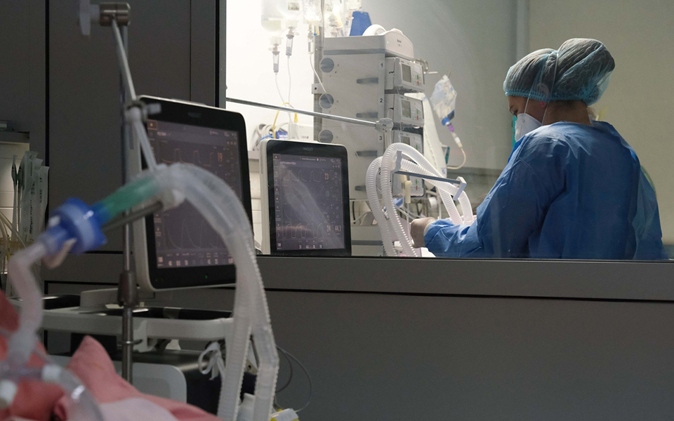 κορωνοϊός-πάνω-από-95-οι-ανεμβολίαστοι-561561766