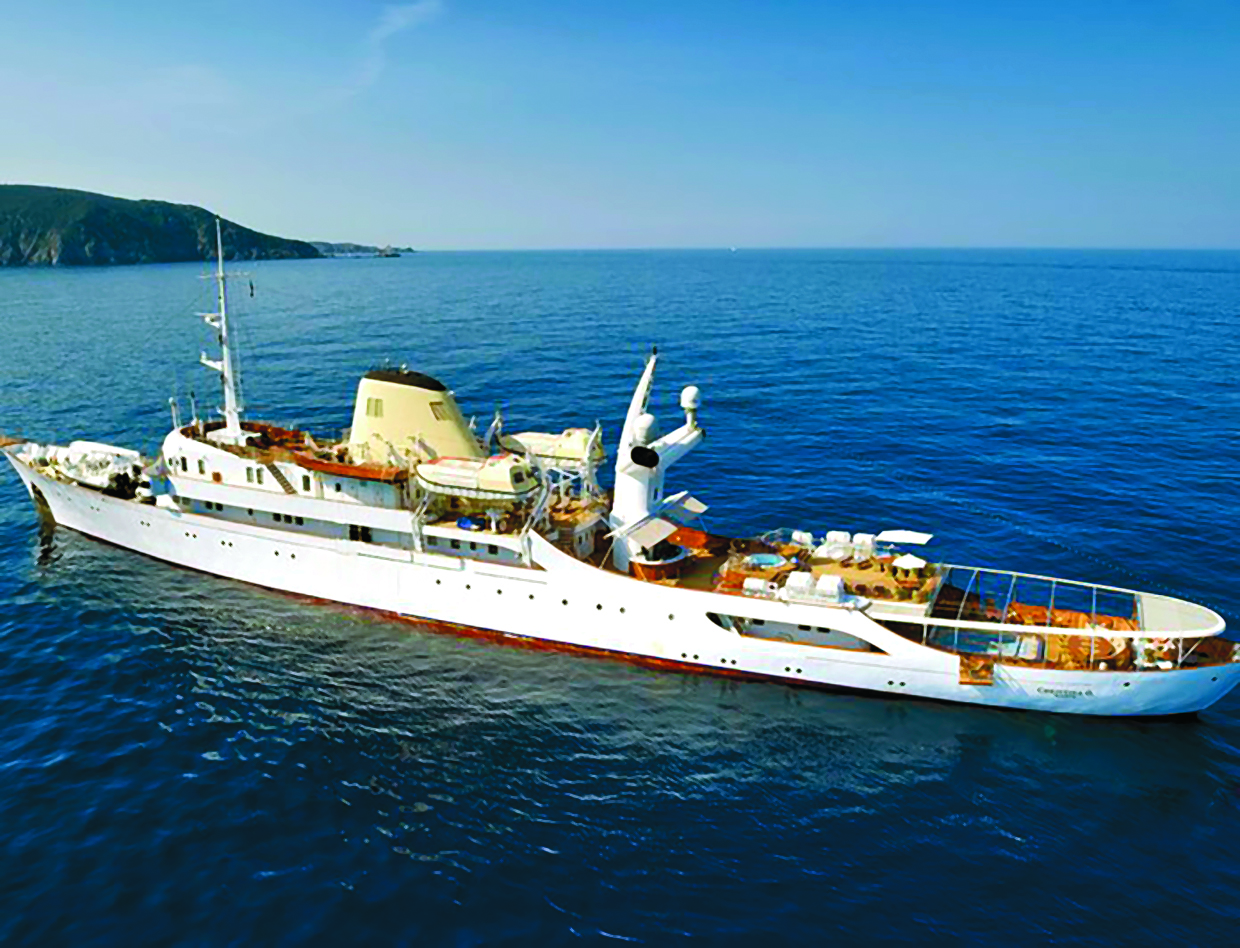 the-crown-γυρίσματα-στη-θρυλική-χριστίνα-561540040