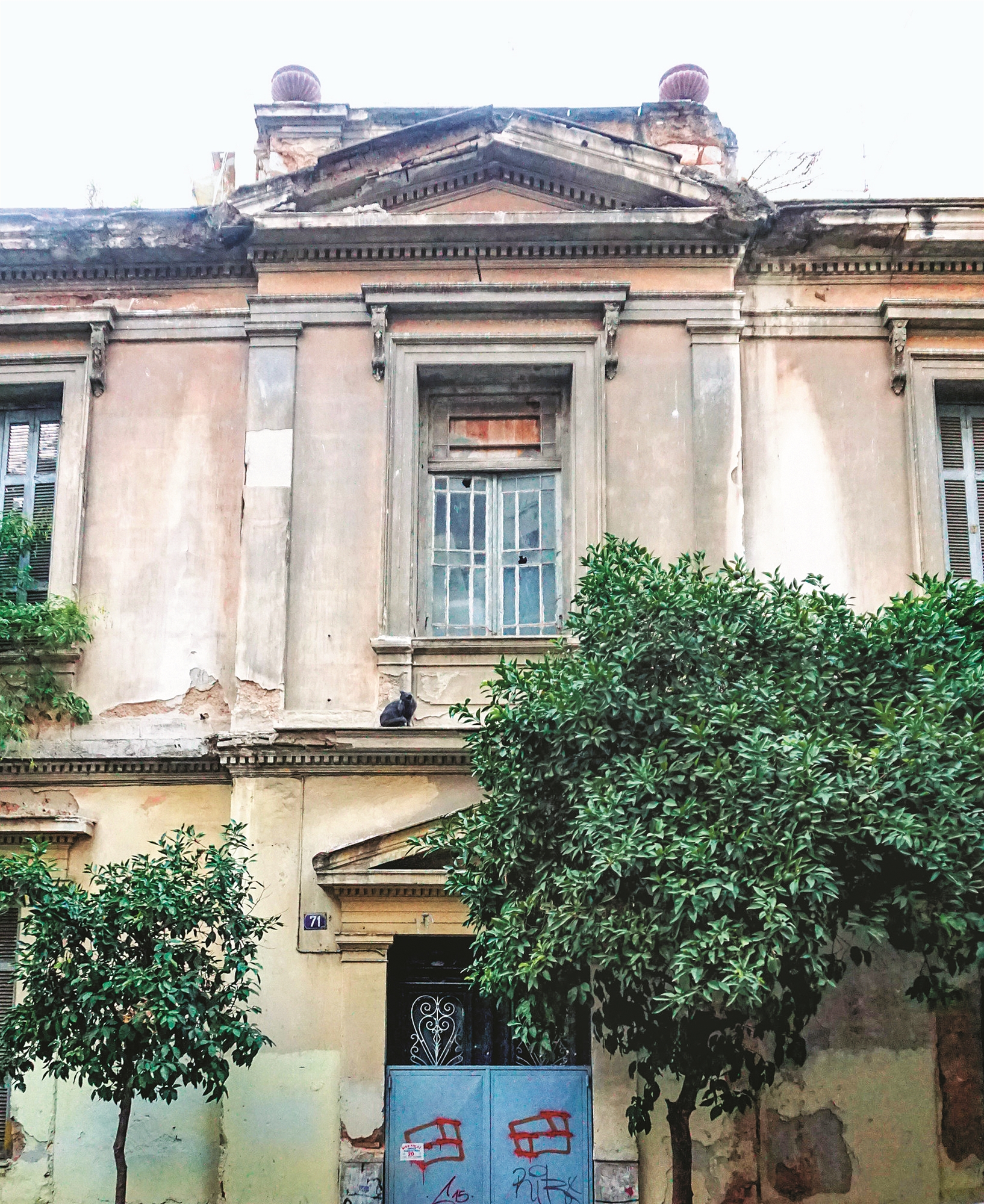 το-ξεχασμένο-αρχοντικό-παρασίου-και-α-561553999