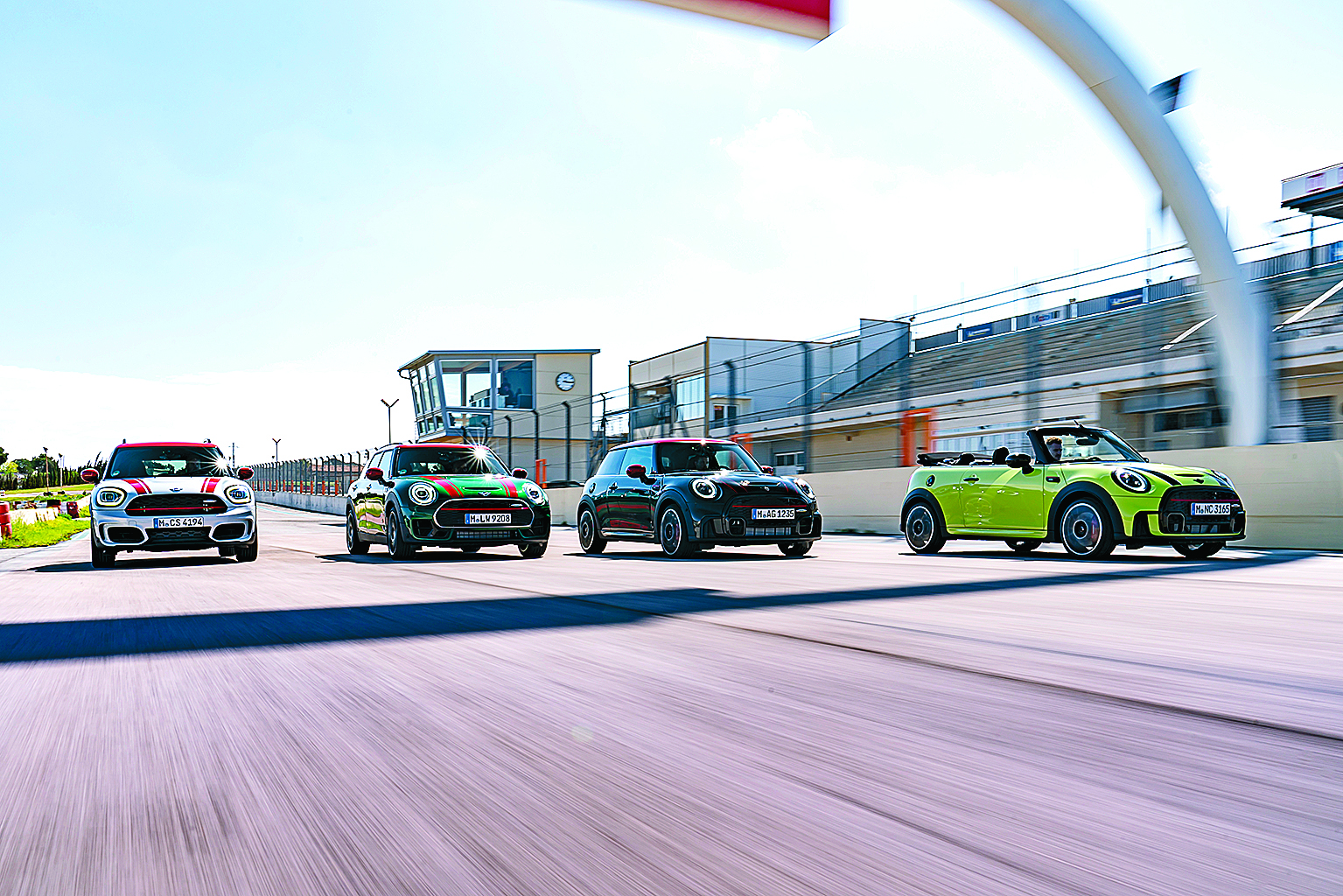 ανανεωμένα-mini-από-102-έως-και-306-ίππους-561542872