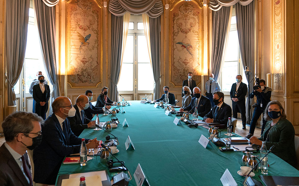 aukus-γαλλία-η-διαμάχη-με-ηπα-για-τα-υποβρ-561527197