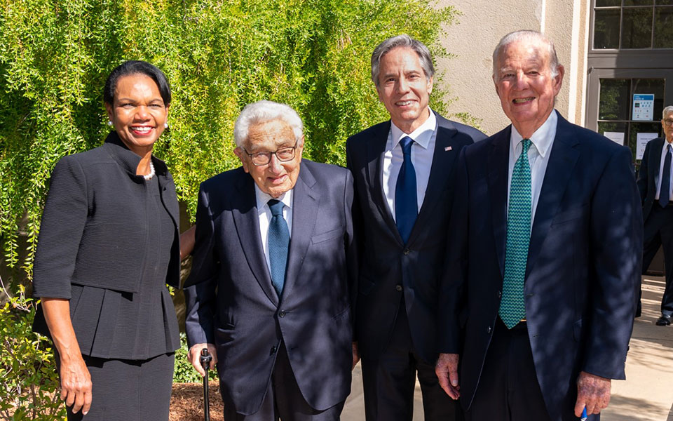 μπλίνκεν-στο-μνημόσυνο-του-τζορτζ-σου-561530158