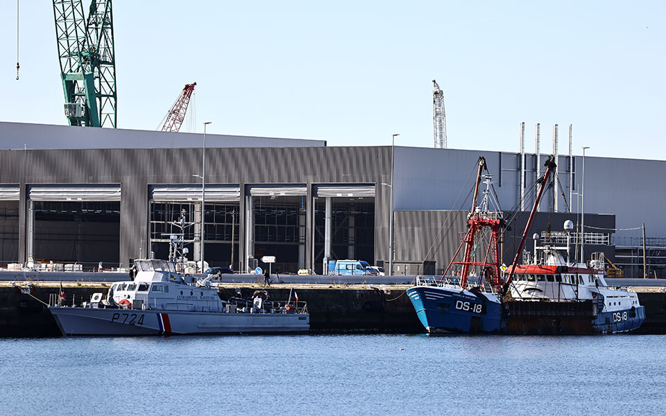 Γαλλοβρετανική «σύρραξη» στη Μάγχη για τα αλιευτικά δικαιώματα-2