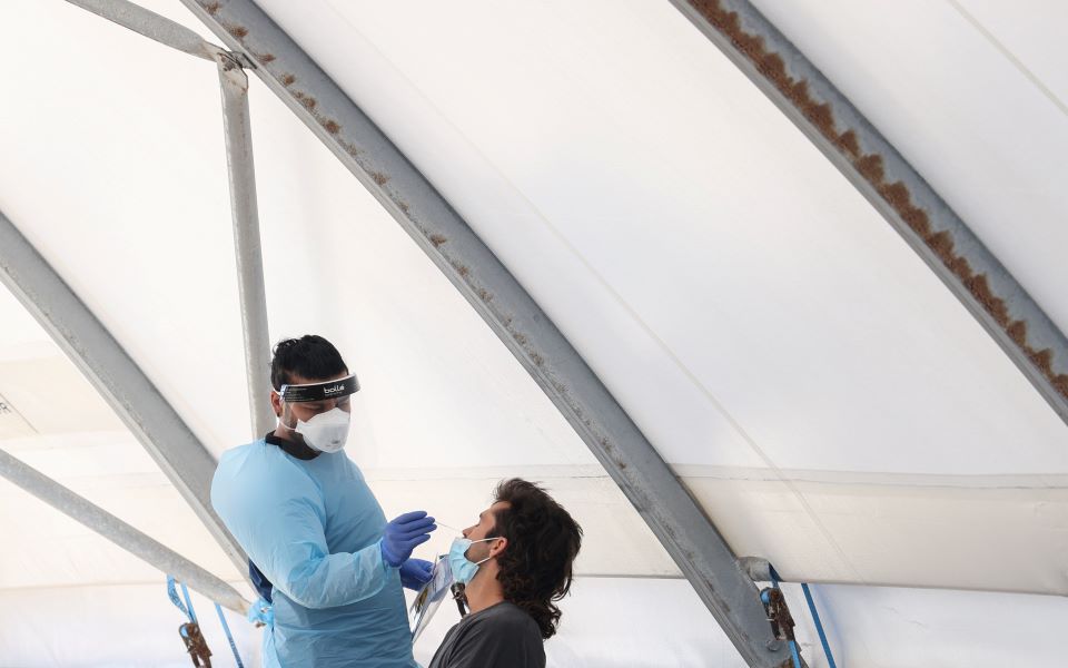 αγγλία-43-000-άνθρωποι-ίσως-έλαβαν-λάθος-απ-561540832