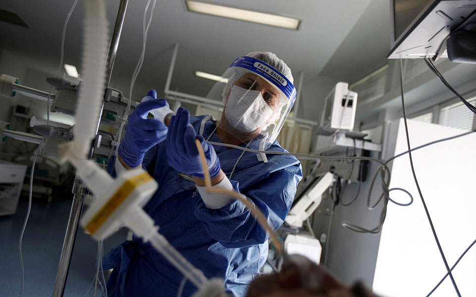 κορωνοϊός-2-331-νέα-κρούσματα-21-θάνατοι-347-δι-561526984