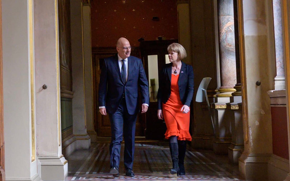 δένδιας-νέο-κεφάλαιο-στις-σχέσεις-ε-561556321