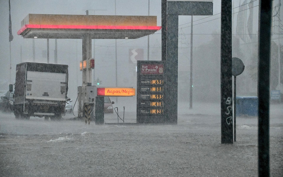 μέτρα-για-την-κακοκαιρία-κλειστό-αύρι-561539779