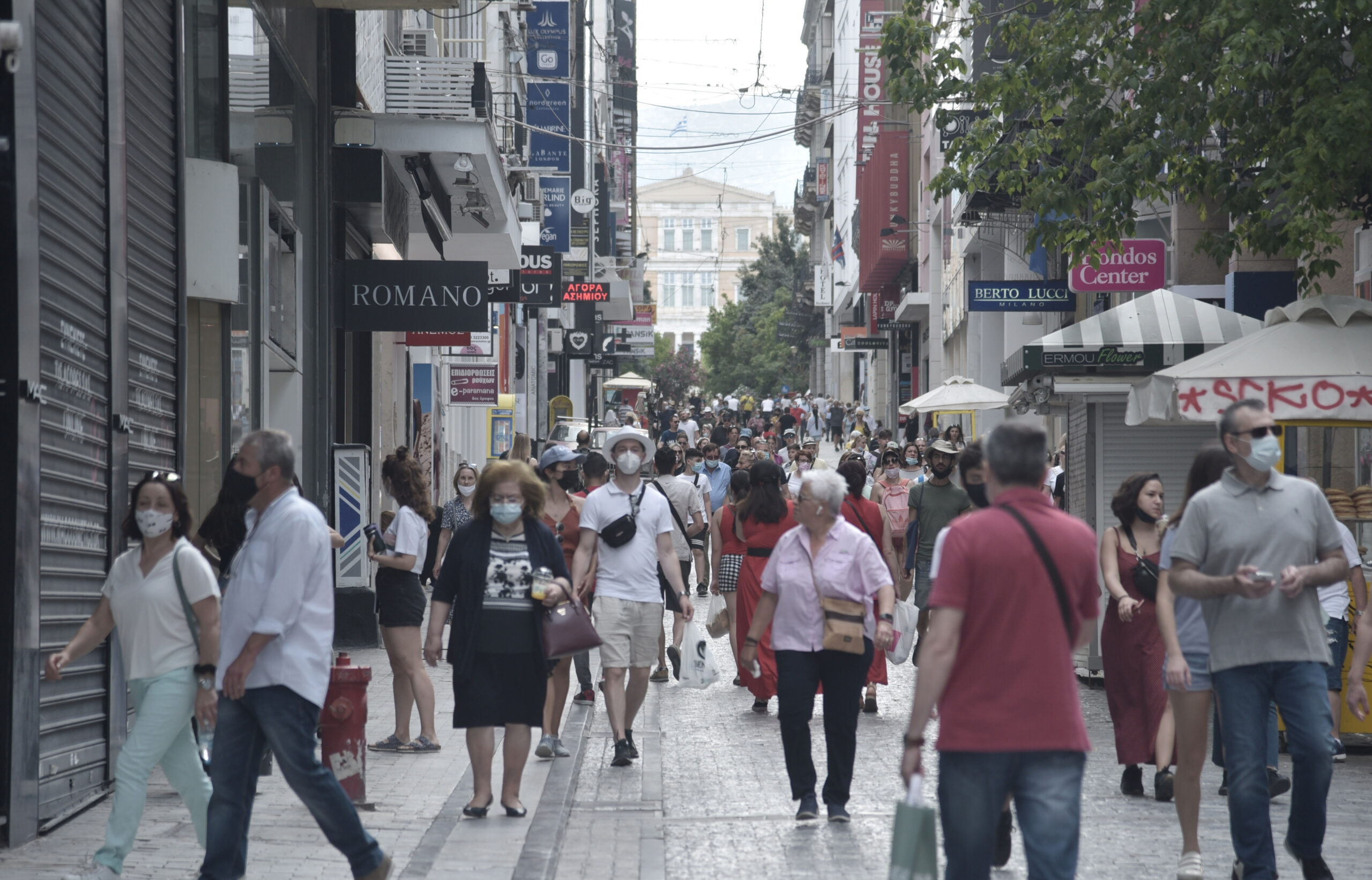 έρευνα-για-εμβόλια-δύο-στους-δέκα-δηλώ-561559807