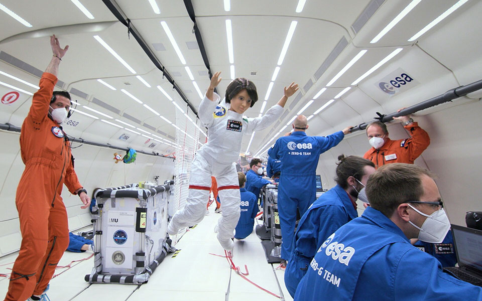 esa-αυτή-είναι-η-αστροναύτης-μπάρμπι-π-561523591