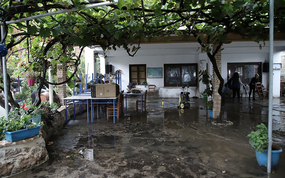 Κακοκαιρία Αθηνά: Μετρούν πληγές Εύβοια, Πήλιο – Σε επιφυλακή για νέα έντονα φαινόμενα-4