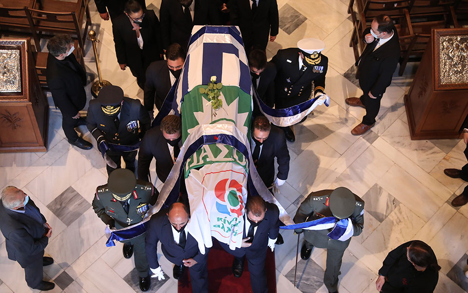 φώφη-γεννηματά-πάνδημη-συγκίνηση-σε-έ-561560020