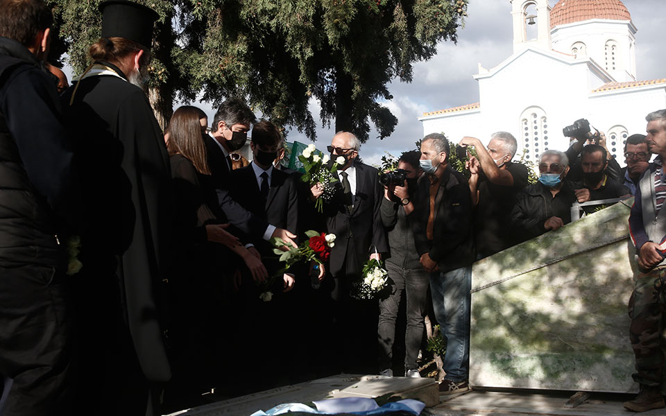 Φώφη Γεννηματά: Πάνδημη συγκίνηση σε ένα ενωτικό «αντίο»-6