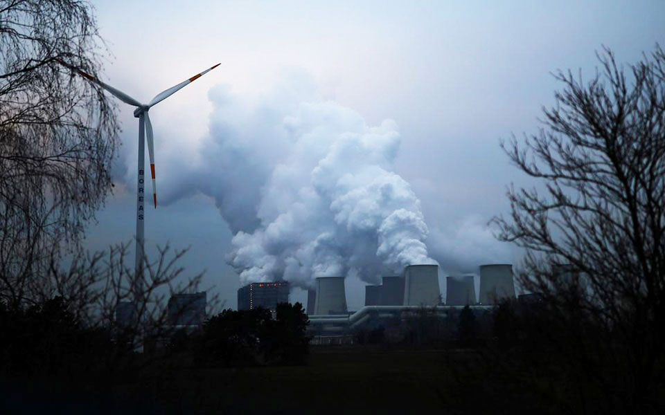 η-επιστροφή-των-ορυκτών-καυσίμων-561535540