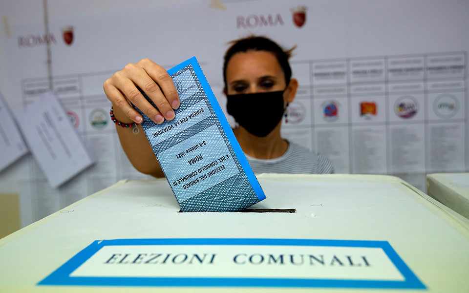 ιταλία-δημοτικές-εκλογές-επικράτησ-561523624