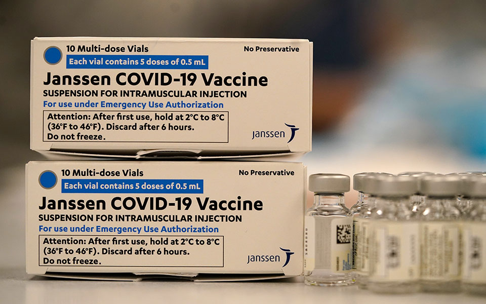 εμβόλιο-johnson-johnson-o-ema-ενέκρινε-πρόσθετη-τοπο-561528607