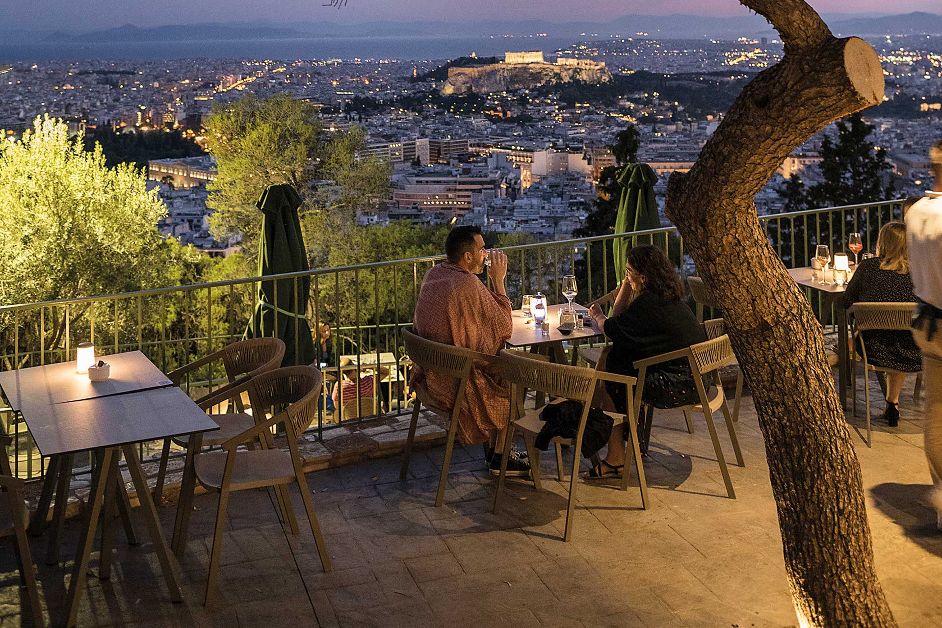 Γαστρονόμος: Τα στέκια με την καλύτερη θέα -1