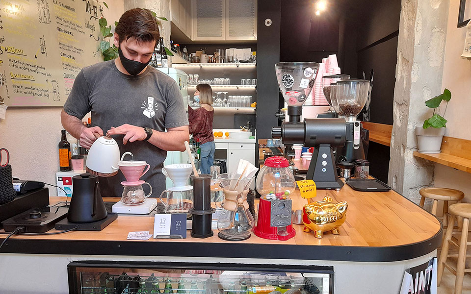 Πού πίνουν τον καφέ τους τώρα οι Θεσσαλονικείς;-1