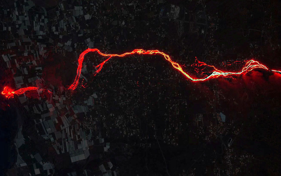 έκρηξη-ηφαιστείου-στην-ισπανία-νέο-πο-561521080