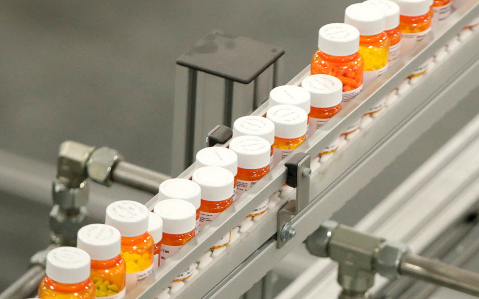 βρετανία-προβλήματα-στη-διανομή-φαρμ-561523444