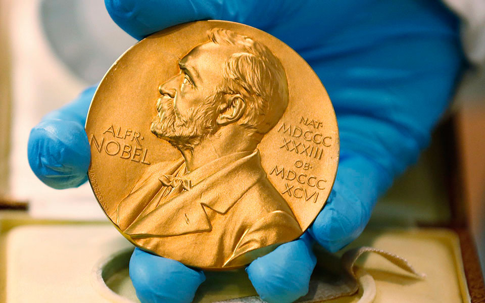 νόμπελ-φυσικής-2021-τρεις-επιστήμονες-μο-561524962