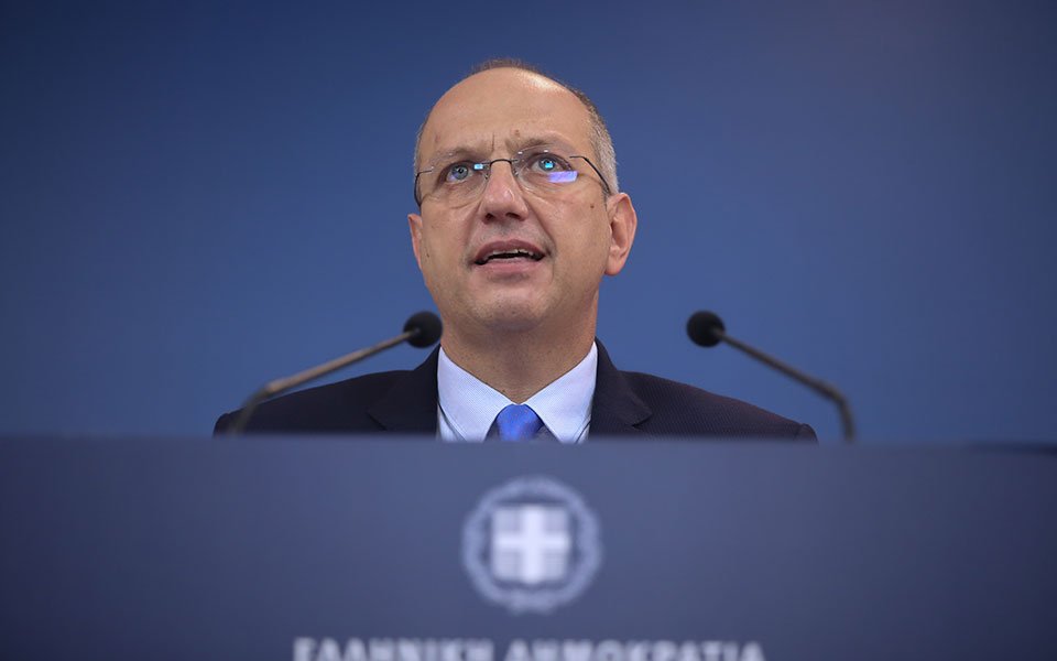 Γιάννης Οικονόμου: Αναμνηστική δόση εμβολίου για τον πρωθυπουργό αύριο-1