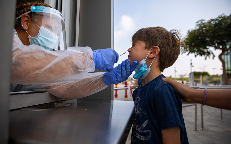 κορωνοϊός-ρεζερβουάρ-παραγωγής-νέ-561545644