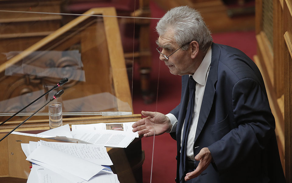 nέα-επιβαρυντικά-στοιχεία-κατά-παπαγγ-561548833