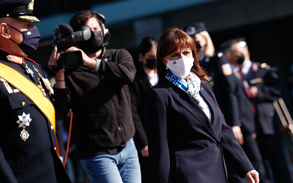 Λαμπρός εορτασμός, εντυπωσιακή παρέλαση στη Θεσσαλονίκη-1