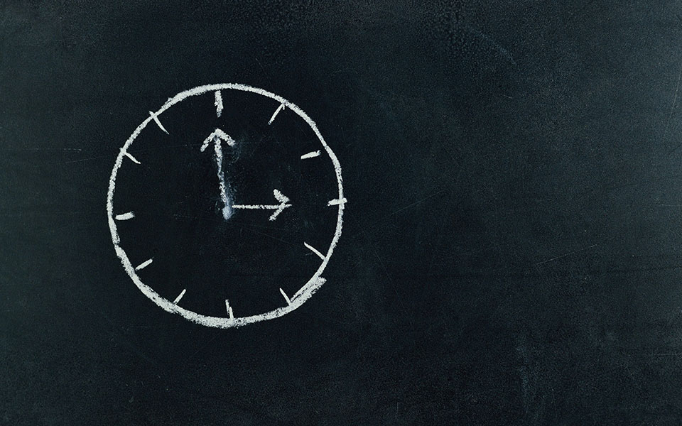 αλλαγή-ώρας-2021-σε-ισχύ-από-τα-ξημερώματα-561565393