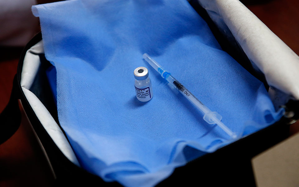 κορωνοϊός-μελέτη-οι-πλήρως-εμβολιασμ-561555823