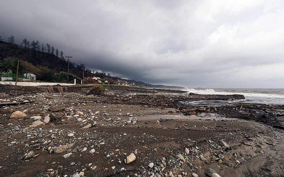 κακοκαιρία-αθηνά-μετρούν-πληγές-εύβο-561533254