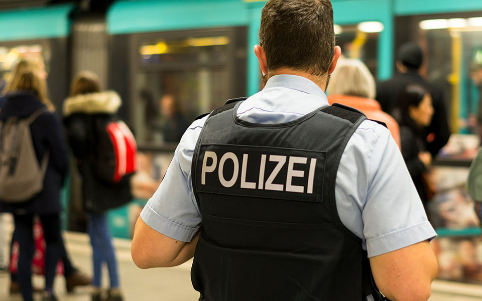 γερμανία-ένα-ψεύτικο-όπλο-lego-κινητοποί-561544174