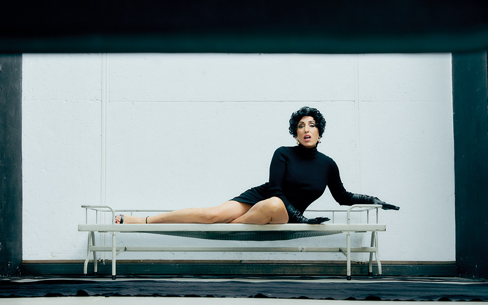 η-rossy-de-palma-αποκλειστικά-στη-vogue-greece-εγώ-τον-almodovar-είν-561561973