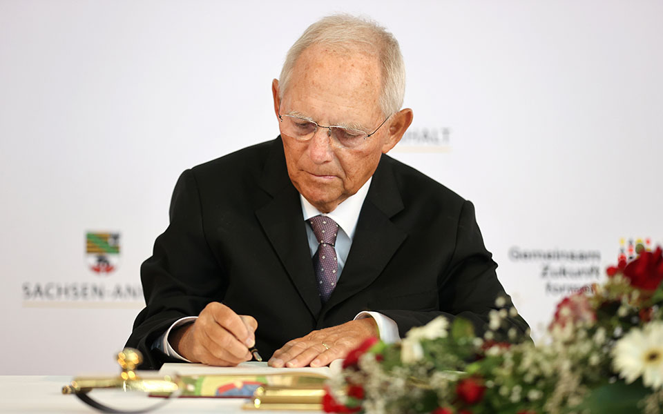 γερμανία-ο-σόιμπλε-δεν-θέλει-πλέον-να-δ-561536092