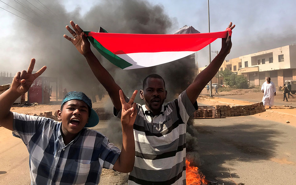 σουδάν-η-ουάσινγκτον-παγώνει-την-οικο-561556705