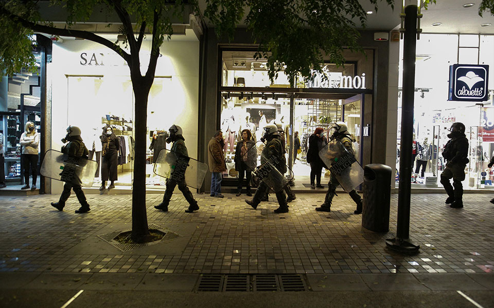 Θεσσαλονίκη: Πορεία διαμαρτυρίας για τον θάνατο του 18χρονου στο Πέραμα-2