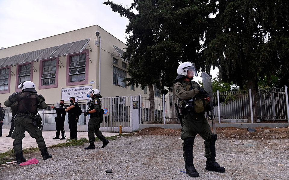 taz-μαινόμενοι-νεοναζί-στην-ελλάδα-561524893