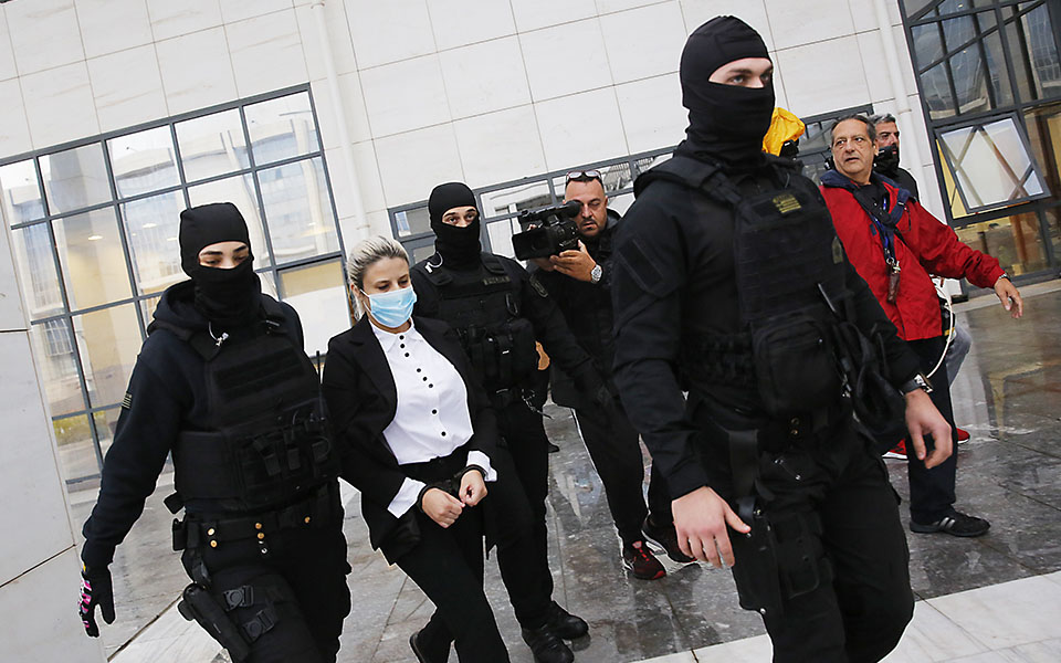 επίθεση-με-βιτριόλι-μετατροπή-της-κατ-561538825