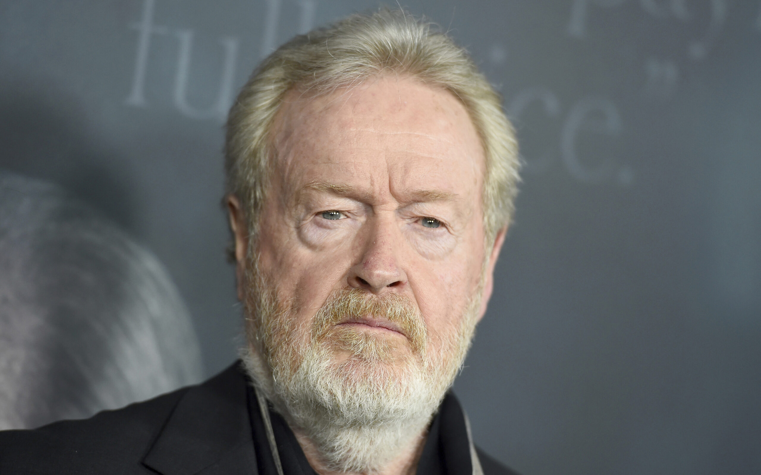 ο-ρίντλεϊ-σκοτ-ετοιμάζει-σειρά-blade-runner-561599068