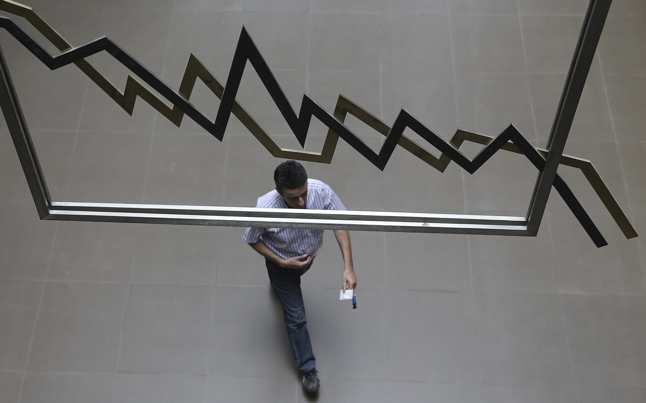 χρηματιστήριο-μίνι-κραχ-σε-αθήνα-κα-561603898