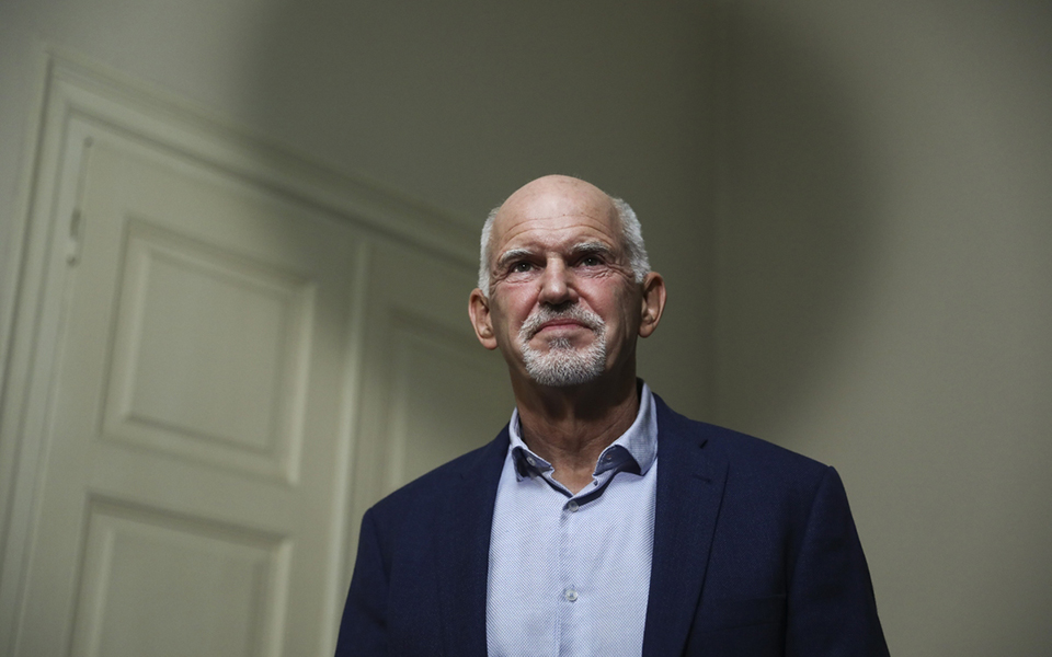 νίκος-αλιβιζάτος-μια-ιδιοτελής-υποψη-561586714