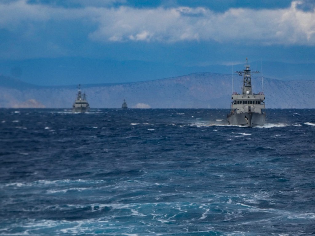 Πολεμικό Ναυτικό: Εντυπωσιακές εικόνες από την άσκηση «Βροντή» στο Αιγαίο-1