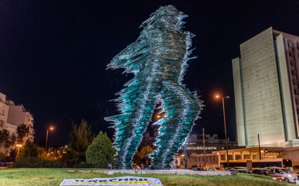 λαμπίκο-ο-δρομέας-του-κώστα-βαρώτσο-561567748