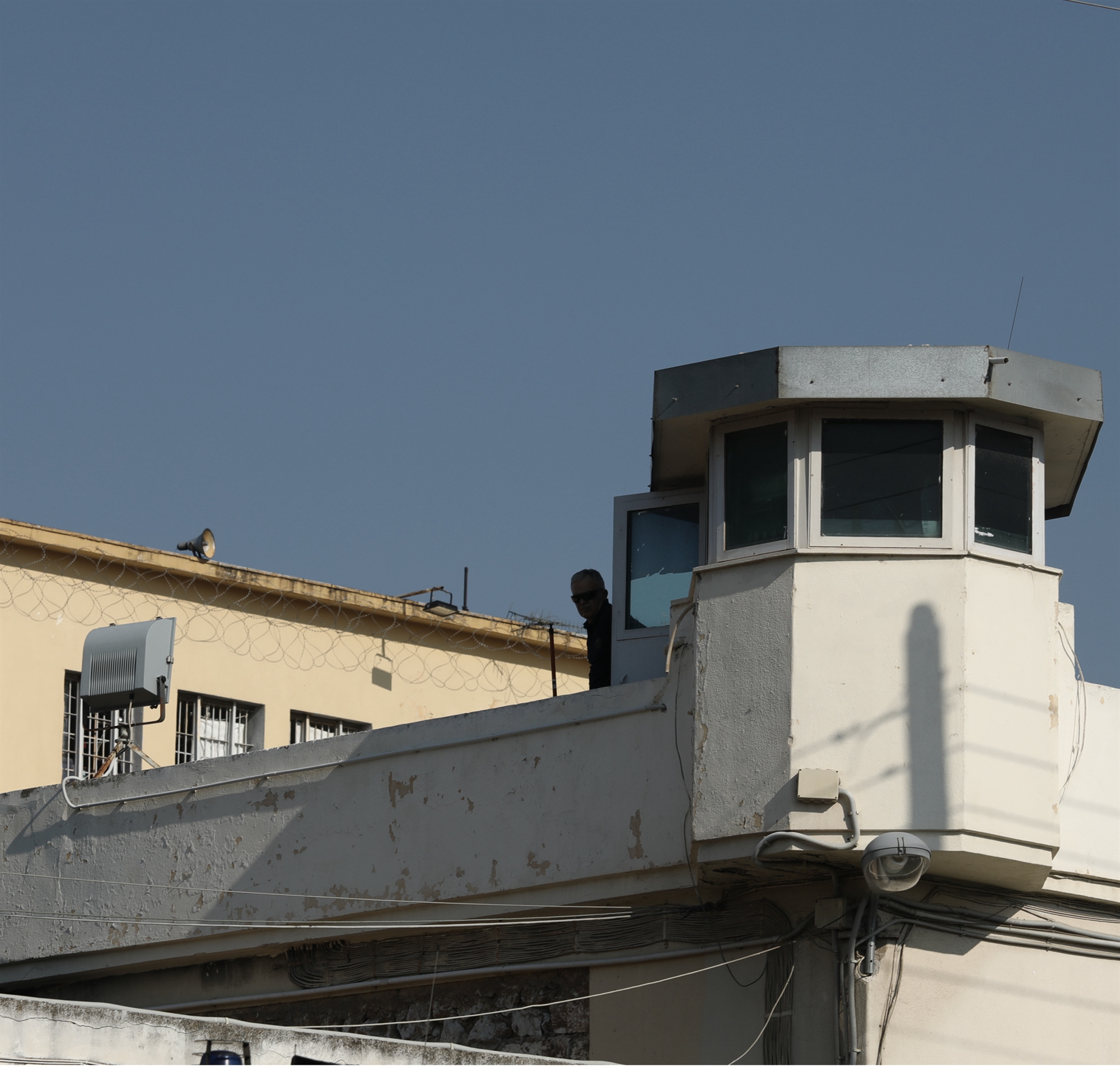 στη-φυλακή-σωφρονιστικοί-υπάλληλοι-561599515