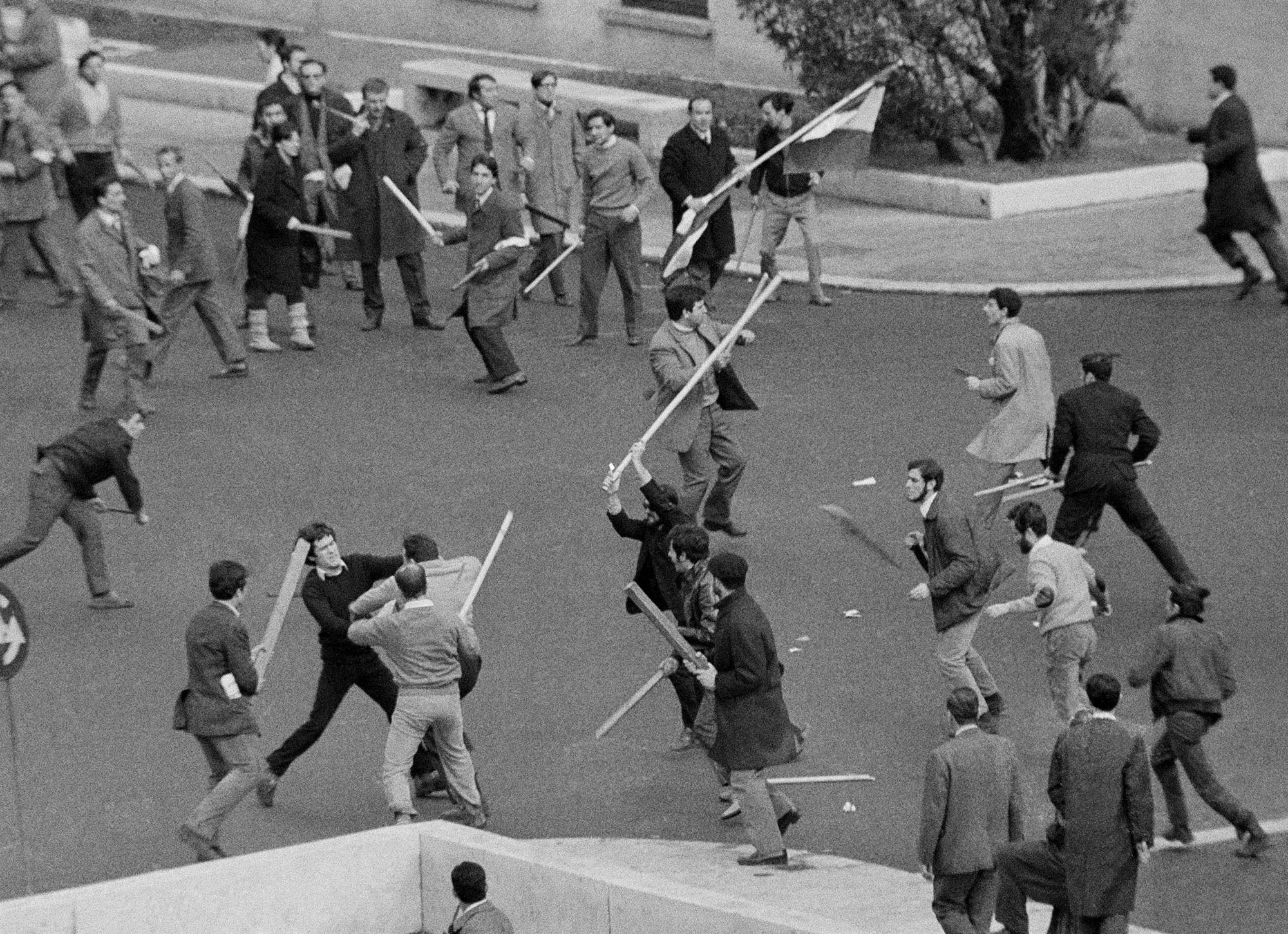 Ιστορία: Κορύφωση της τρομοκρατίας στην Ιταλία-1