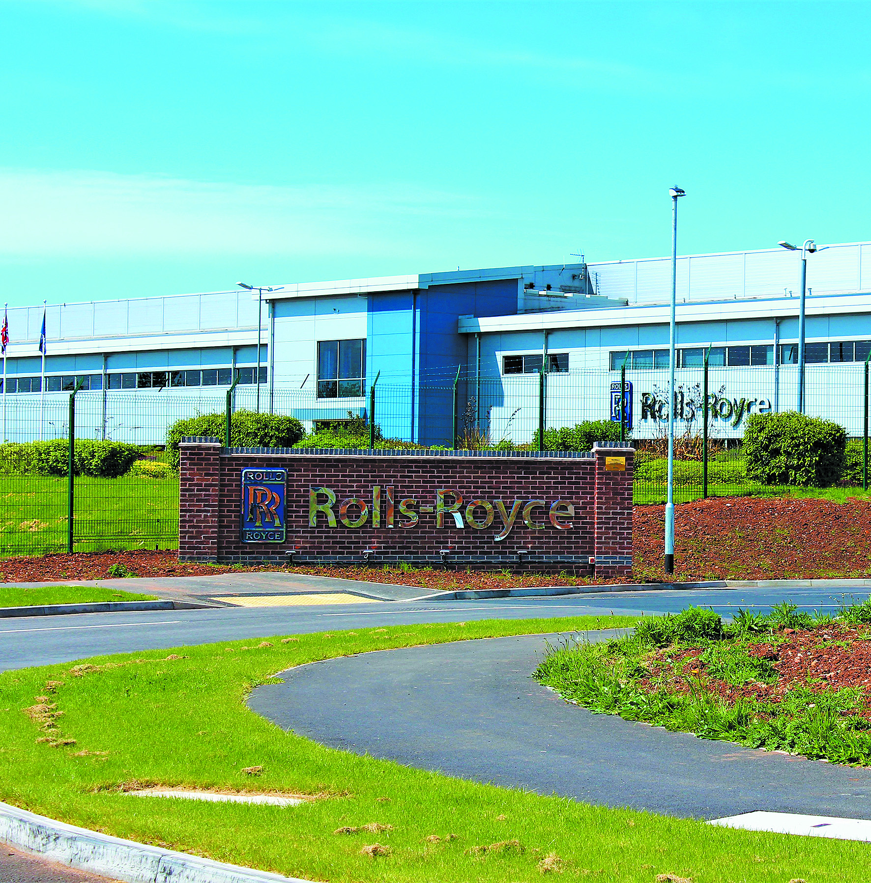 στην-πυρηνική-ενέργεια-επενδύει-η-rolls-royce-561579574