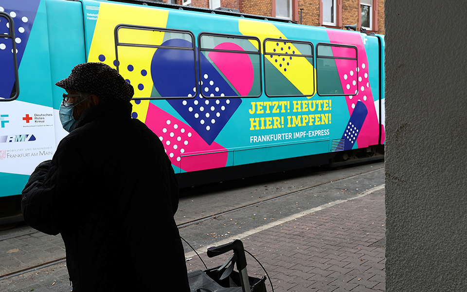 γερμανία-κορωνοϊός-σε-ιστορικό-υψηλ-561586750