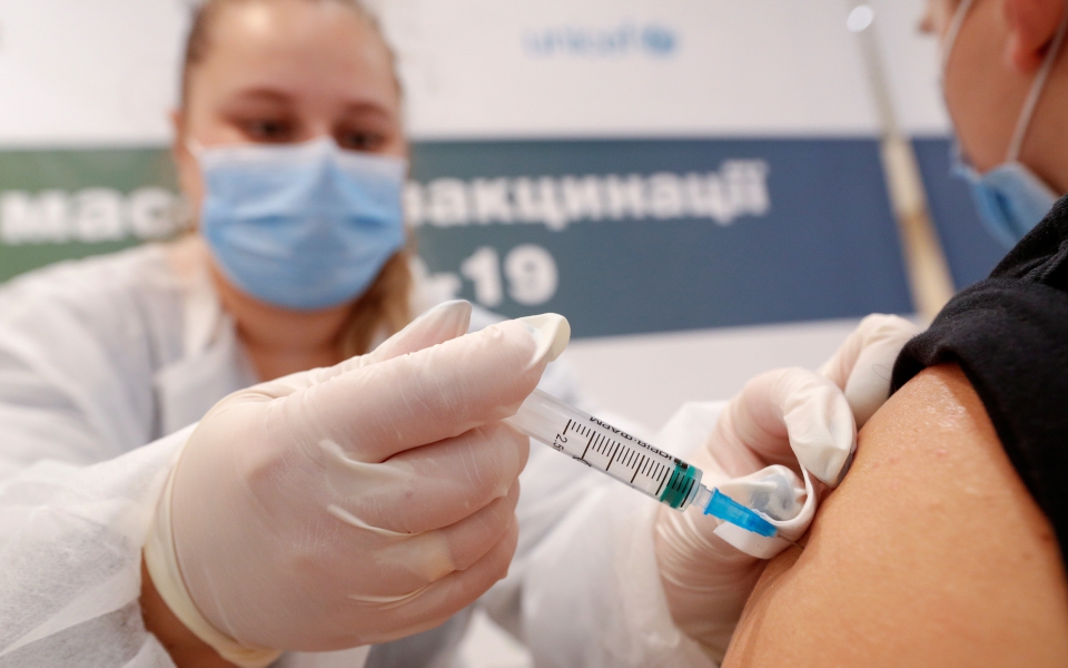 ουκρανία-υποχρεωτικός-ο-εμβολιασμός-561581770