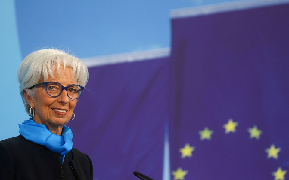 λαγκάρντ-καλύτερα-εξοπλισμένη-η-ευρω-561606952